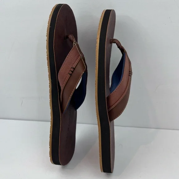 TOMMY HILFIGER, DAVIDSON-T MEN’S LIGHT BROWN FLIP FLOPS, SIZE 9M - Picture 8 of 15
